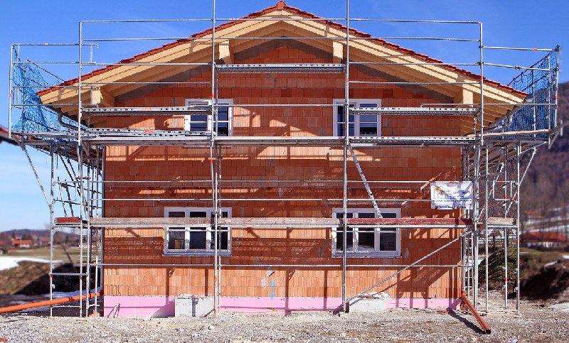 Dom drewniany, sposób na własny dom